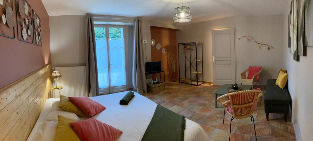 Le Chai De La Rose Spa Et Seances Bien Etre Doué-la-Fontaine Exterior foto